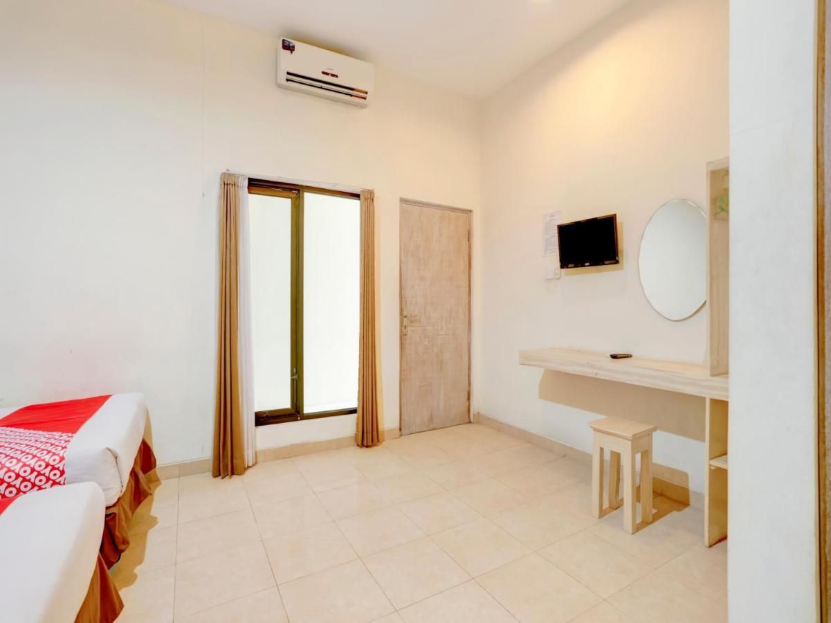 Oyo 90078 The Bali Rama City Hotel Denpasar Kültér fotó