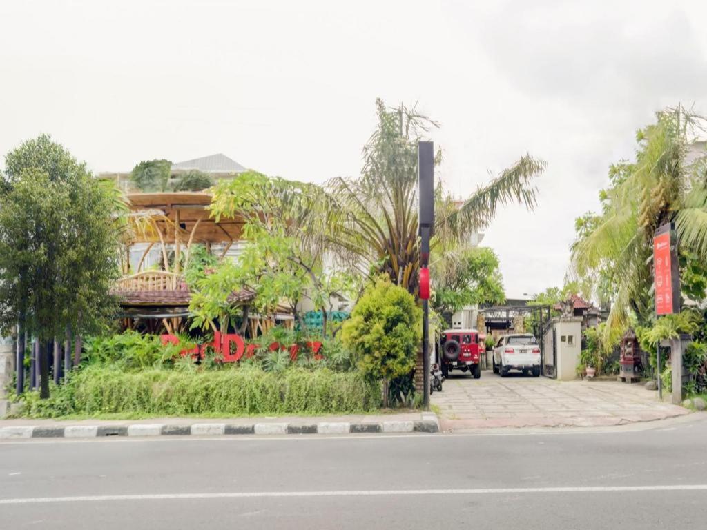 Oyo 90078 The Bali Rama City Hotel Denpasar Kültér fotó